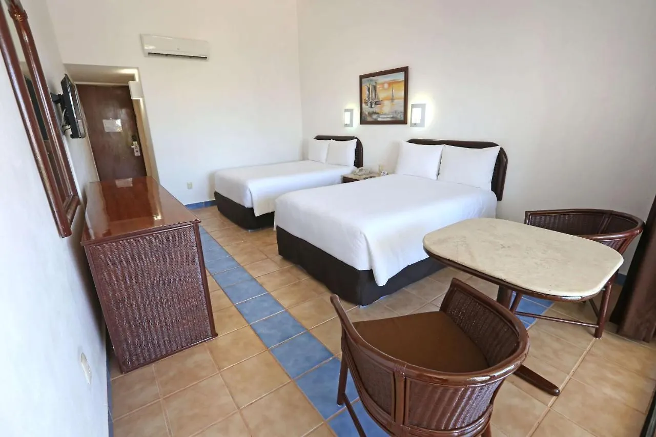 Cozumel Hotel & Resort Trademark Collection By Wyndham