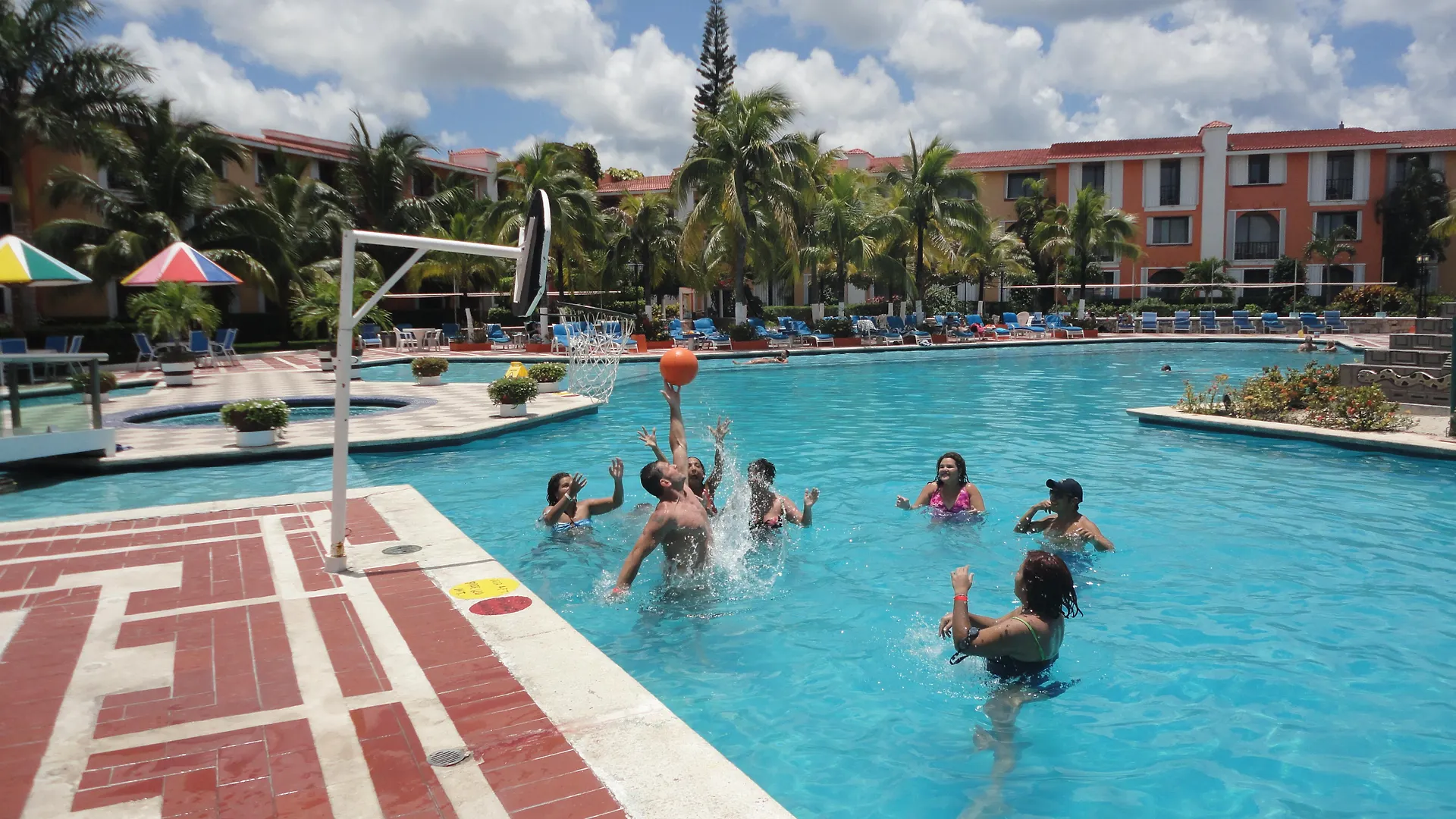 Cozumel Hotel & Resort Trademark Collection By Wyndham 4*,